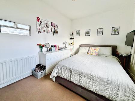 3 bedroom Semi-detached house for sale in Parkside Avenue, Benton, Newcastle upon Tyne, NE7