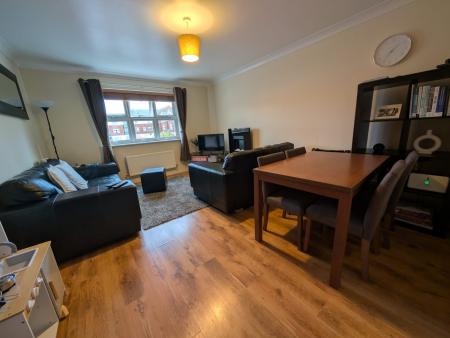 2 bedroom Apartment to let in Royal Courts, Sunderland, SR2