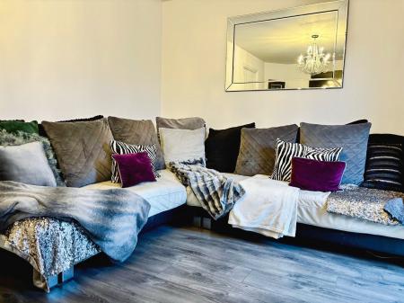 3 bedroom Terraced House for sale in Oxford Close, Longbenton, Newcastle upon Tyne, NE12