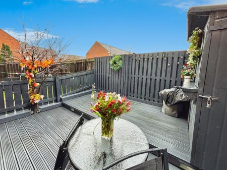 3 bedroom Terraced House for sale in Oxford Close, Longbenton, Newcastle upon Tyne, NE12