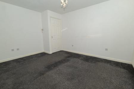 1 bedroom Flat to let in Hevingham Close, Sunderland, SR4