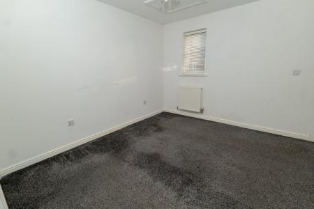 1 bedroom Flat to let in Hevingham Close, Sunderland, SR4