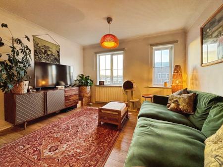 2 bedroom Flat for sale in Rowes Mews, St Peters Basin, Newcastle upon Tyne, NE6