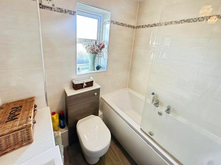 4 bedroom Detached house for sale in Bede Close, Holystone, Newcastle upon Tyne, NE12