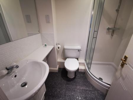 2 bedroom Flat to let in Belvedere Gardens, Benton, Newcastle upon Tyne, NE12