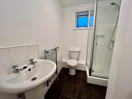 1 bedroom Flat to let in Shields Road, Gateshead, NE10