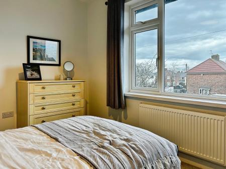 3 bedroom Semi-detached house for sale in The Byeways, Benton, Newcastle upon Tyne, NE12