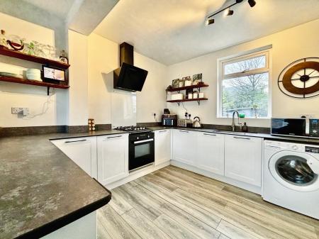 3 bedroom Semi-detached house for sale in The Byeways, Benton, Newcastle upon Tyne, NE12