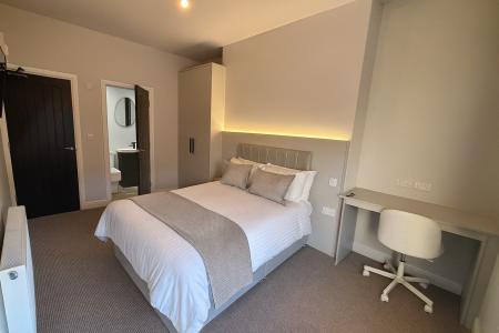 8 bedroom Terraced House to let in Azalea Terrace North, Sunderland, SR2