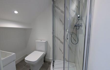 6 bedroom Terraced House to let in Strathmore Crescent, Newcastle upon Tyne, NE4