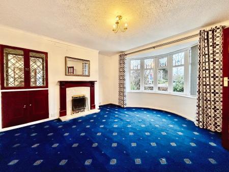 2 bedroom Semi-detached bungalow for sale in Benton Road, Benton, Newcastle upon Tyne, NE7