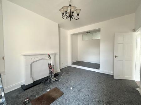 2 bedroom Flat to let in Wharton Street, South Shields, South Tyneside, NE33