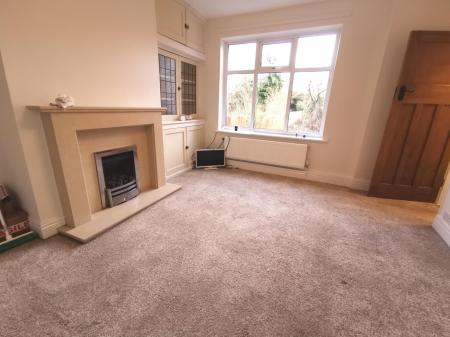 3 bedroom Flat to let in Vicars Lane, Longbenton, Newcastle upon Tyne, NE7