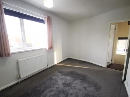 3 bedroom Semi-detached house to let in Heathdale Gardens, High Heaton, Newcastle upon Tyne, NE7