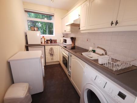 1 bedroom Flat to let in The Beeches, Forest Hall, Newcastle upon Tyne, NE12