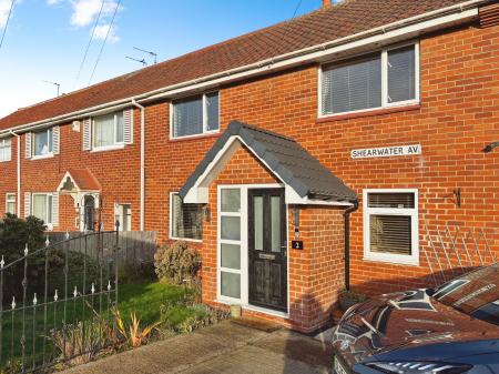 3 bedroom End of terrace house for sale in Shearwater Avenue, Newcastle upon Tyne, NE12