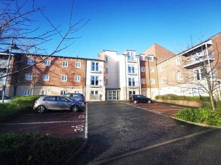 2 bedroom Flat to let in Wharry Court, Benton, Newcastle upon Tyne, NE7