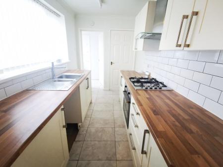 2 bedroom Flat to let in Alfred Avenue, Bedlington, Northumberland, NE22