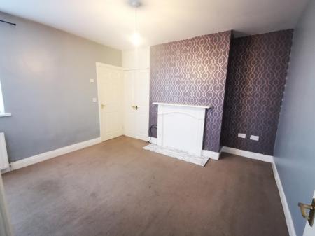 2 bedroom Flat to let in Alfred Avenue, Bedlington, Northumberland, NE22