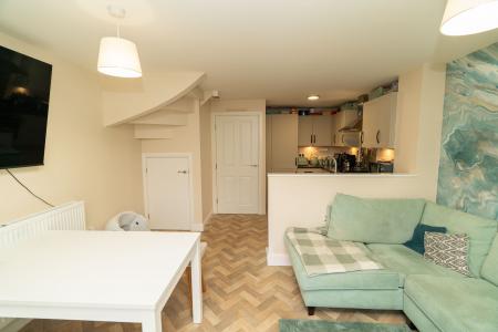 4 bedroom Town house for sale in Greenhead Drive, Walkergate, Newcastle upon Tyne, NE6