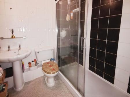 1 bedroom Flat for sale in Oxford Street, Tynemouth, NE30