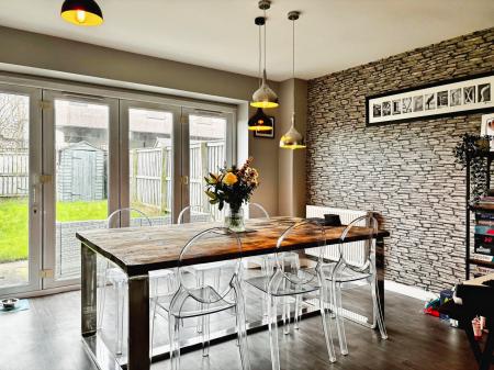 3 bedroom Terraced House for sale in White Swan Close, Killingworth, Newcastle upon Tyne, NE12