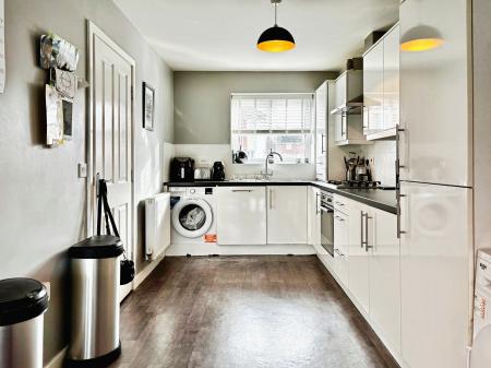 3 bedroom Terraced House for sale in White Swan Close, Killingworth, Newcastle upon Tyne, NE12