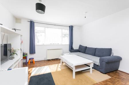 1 bedroom Flat for sale in Bromley Road, Catford, London, SE6