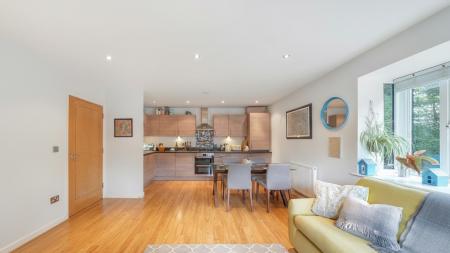 1 bedroom Flat for sale in Dacres Road, Forest Hill, London, SE23