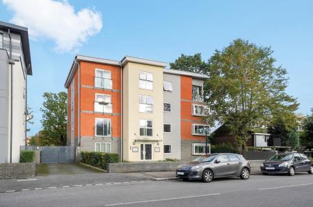 1 bedroom Flat for sale in Dacres Road, Forest Hill, London, SE23