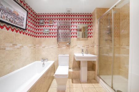 1 bedroom Flat for sale in Dacres Road, Forest Hill, London, SE23