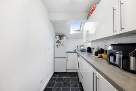 1 bedroom Flat for sale in Sandhurst Road, Catford, London, SE6