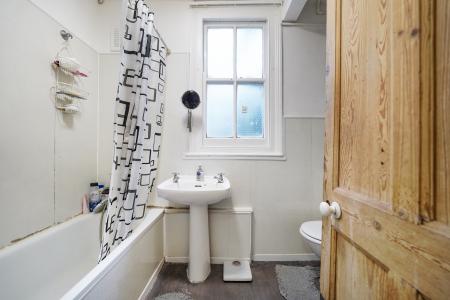 1 bedroom Maisonette for sale in Wooler Street, London, SE17