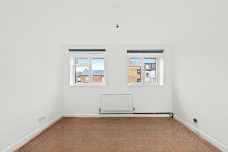 1 bedroom Flat for sale in Shenley Road, Camberwell, London, SE5