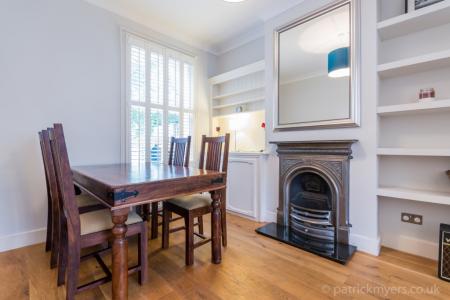 2 bedroom Terraced House to let in Landells Road, East Dulwich, London, SE22