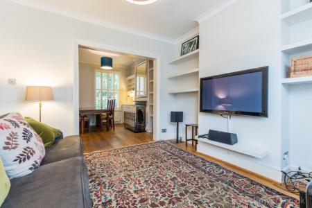 2 bedroom Terraced House to let in Landells Road, East Dulwich, London, SE22