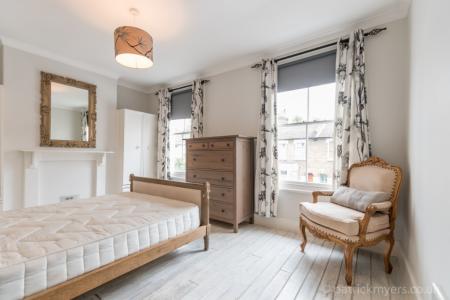 2 bedroom Terraced House to let in Landells Road, East Dulwich, London, SE22