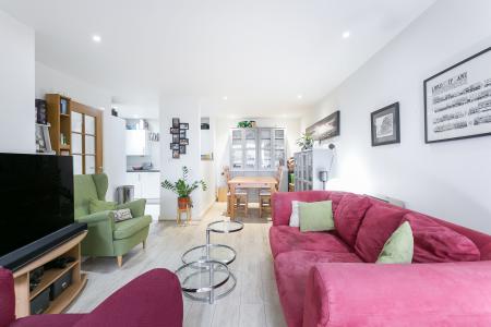 2 bedroom Flat for sale in East Dulwich road, East Dulwich, London, SE22
