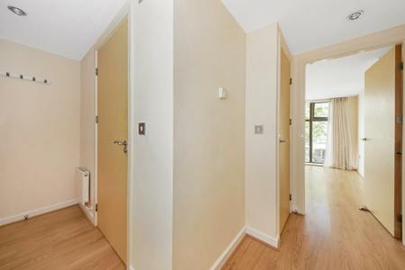 1 bedroom Flat to let in Peckham Rye, Peckham, London, SE15