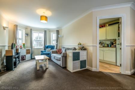 2 bedroom Flat to let in Enversham Court, Pearfield Road, Forest Hill, London, SE23