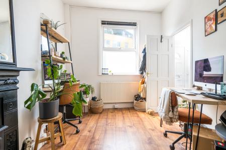 2 bedroom Maisonette to let in Dartmouth Road, London, SE26