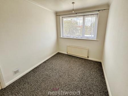 3 bedroom Semi-detached house for sale in Abbey Road, Dunscroft, Doncaster, DN7