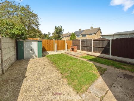 3 bedroom Semi-detached house for sale in Abbey Road, Dunscroft, Doncaster, DN7