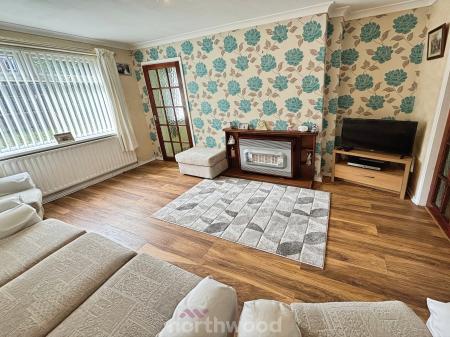 3 bedroom Terraced House for sale in Bootham Crescent, Stainforth, Doncaster, DN7