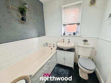 3 bedroom Detached house for sale in Cathedral Court, Dunsville, Doncaster, DN7