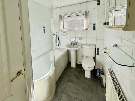 3 bedroom Bungalow for sale in Coppice Avenue, Hatfield, Doncaster, DN7