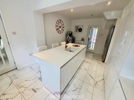 7 bedroom Detached house for sale in Doncaster Road, Hatfield, Doncaster, DN7