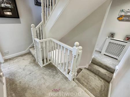 7 bedroom Detached house for sale in Doncaster Road, Hatfield, Doncaster, DN7