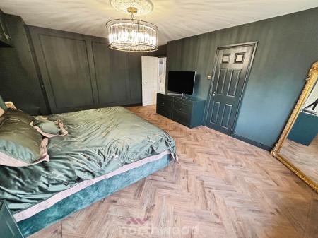 7 bedroom Detached house for sale in Doncaster Road, Hatfield, Doncaster, DN7