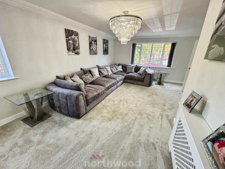 7 bedroom Detached house for sale in Doncaster Road, Hatfield, Doncaster, DN7